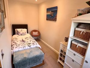 Photo 32- click for photo gallery